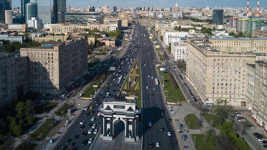 Движение на Кутузовском проспекте в Москве восстановили