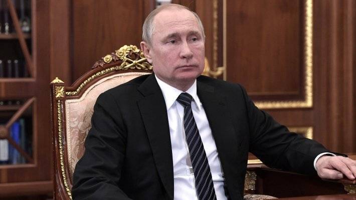 Песков анонсировал международный телефонный разговор Путина