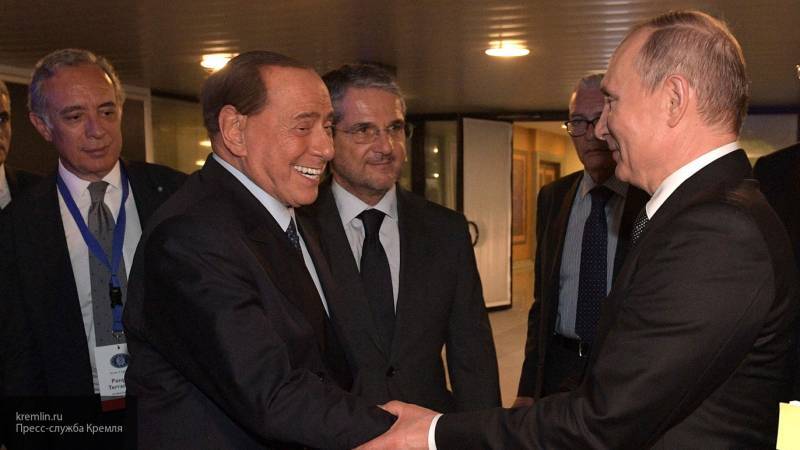 Берлускони рассказал о встрече с Путиным