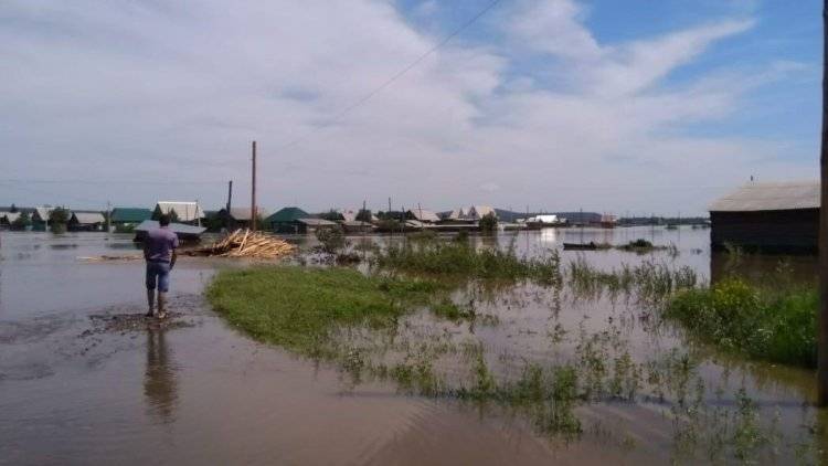 Росгвардия создала мобильные группы для помощи пострадавшим от наводнения в Тулуне