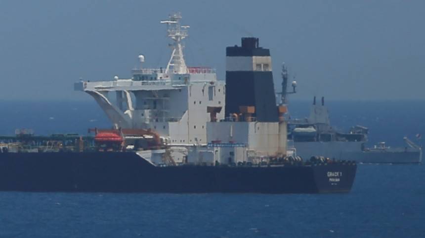 Видео задержания иранского танкера Grасе 1 в Гибралтаре