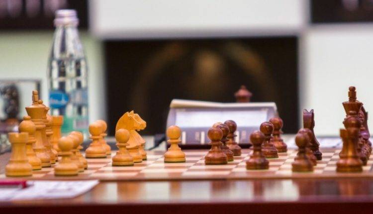 Сборная Азербайджана по шахматам разгромила немок в товарищеском матче