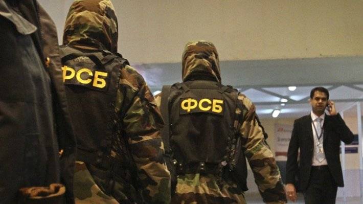 Суд арестовал пятерых сотрудников ФСБ по делу о разбое