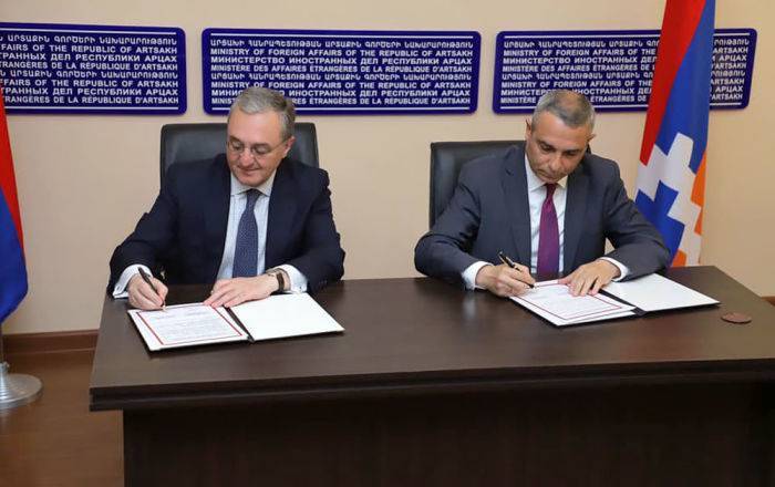 Зограб Мнацаканян и Масис Маилян подписали план консультаций на 2019-2020 года