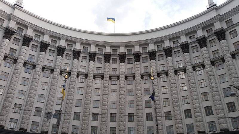 Украинский Кабмин запретил ограничивать электроснабжение компании «Вода Донбасса»