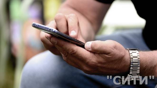 АМКУ рекомендовал мобильным операторам отказаться от 28-дневных тарифов