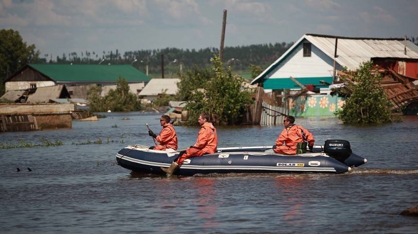 Видео: Число жертв паводка в Иркутской области увеличилось до 22