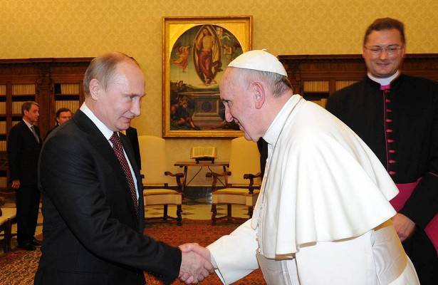Папа Римский обратился к Путину с необычной просьбой