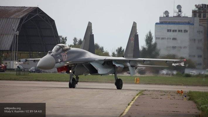 Sohu заметило странность в покупке Китаем Су-35, когда есть свои J-20