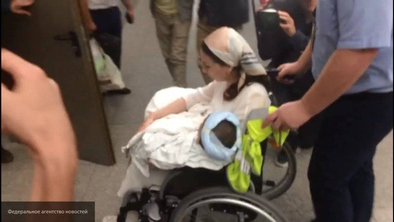 Избитую семилетнюю девочку из Ингушетии привезли на лечение в Москву