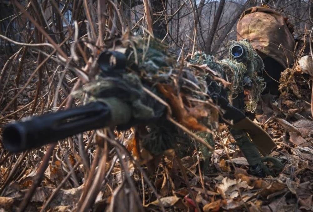 Снайпер ЛНР ликвидировал украинского боевика в Вольном | Новороссия