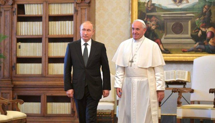 Папа римский высоко оценил усилия России по спасению святынь в Сирии