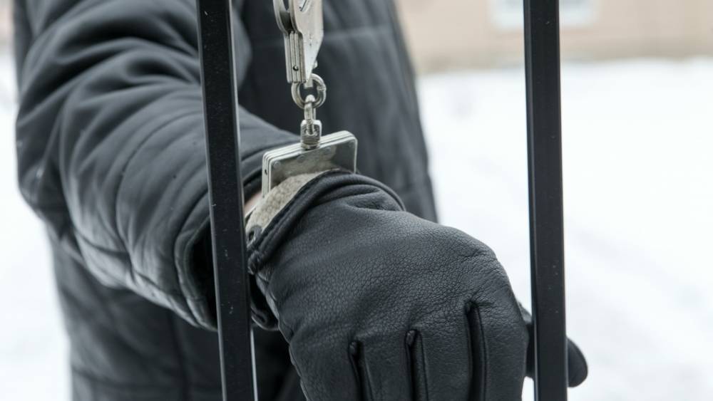 "Хочу верить, что это ошибка": Ветеран "Альфы" крайне удивился арестом шести сотрудников ФСБ
