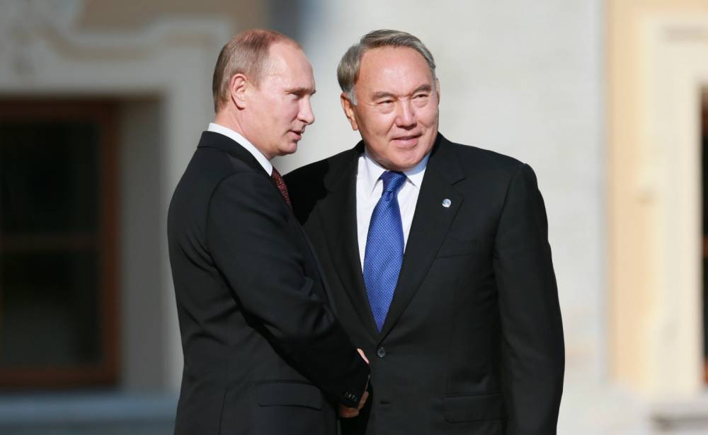Владимир Путин поздравил Нурсултана Назарбаева с Днём Рождения