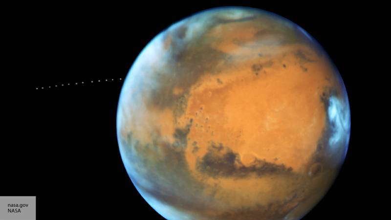 Тайваньский уфолог заявил, что марсианский «орел» бросает тень на NASA