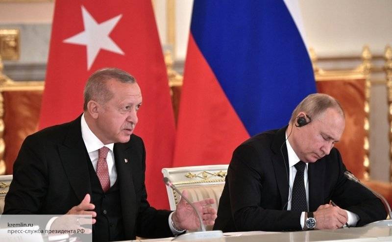 Эрдоган выразил Путину соболезнования в связи с гибелью подводников