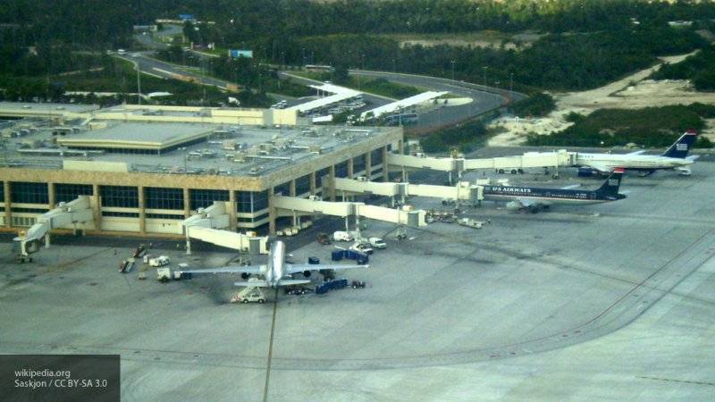Семерых россиян задержали в аэропорту мексиканского города Канкун