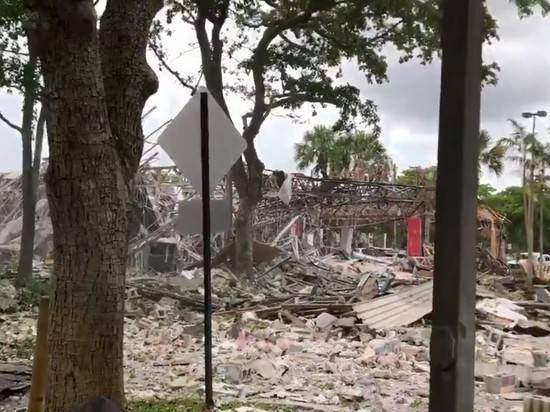 В торговом центре во Флориде произошел взрыв