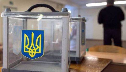 Место голосования для участия в парламентских выборах сменили более 26 тысяч украинцев