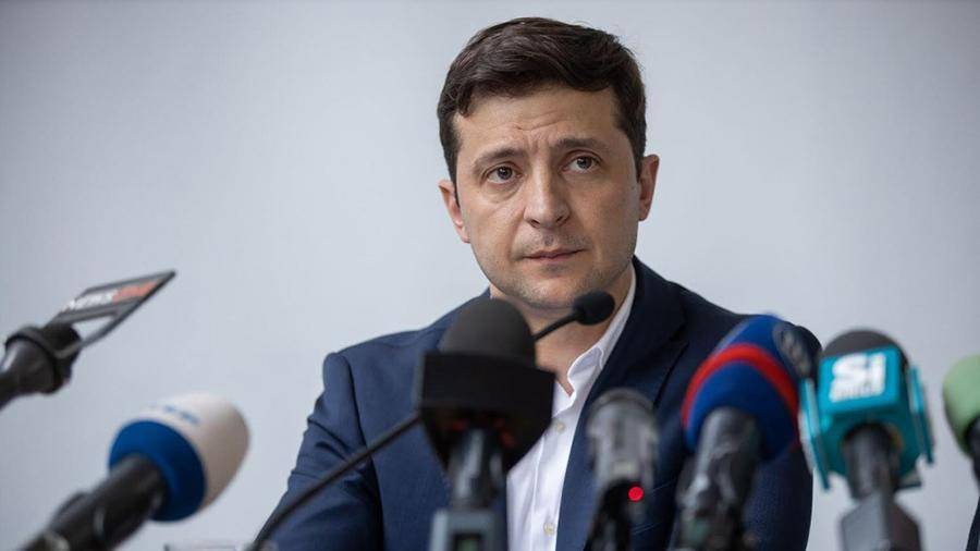 Зеленский вынудил уволиться глав четырех таможен на Украине