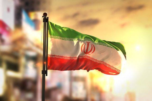Иран объявил о решении обогащать уран на уровне выше предусмотренного СВПД