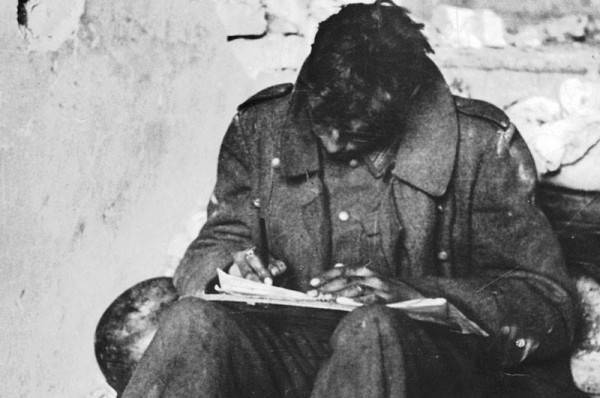 «Еще две недели, и мы все сдохнем»: письма немцев из Сталинграда | Русская семерка