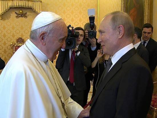 Папа Римский смутил Путина неожиданным жестом
