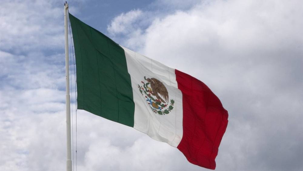 За что задержали граждан России в Мексике: Посольство раскрыло подробности инцидента в Канкуне