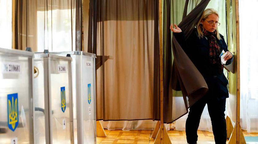 Отсутствие денег на Украине угрожает выборам в Раду
