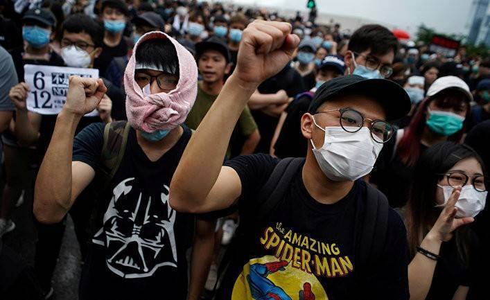 Carnegie: восстание обреченных. Смогут ли протесты в Гонконге победить Пекин