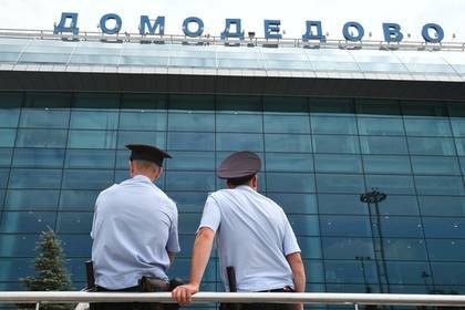 Неизвестные сообщили о минировании самолетов и аэропорта Домодедово