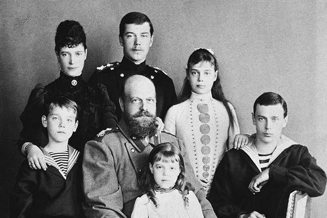 Гольштейн-Готторп-Романов: какую фамилию должен был носить Николай II | Русская семерка