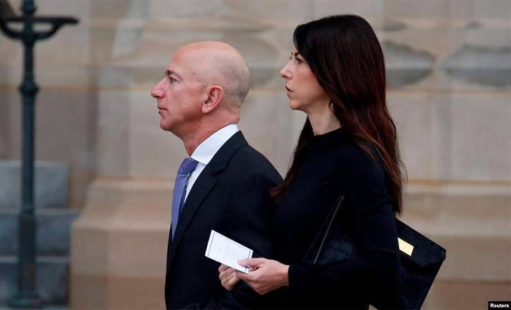 Самый богатый человек в мире официально развелся с женой и оставил ей 4% Amazon