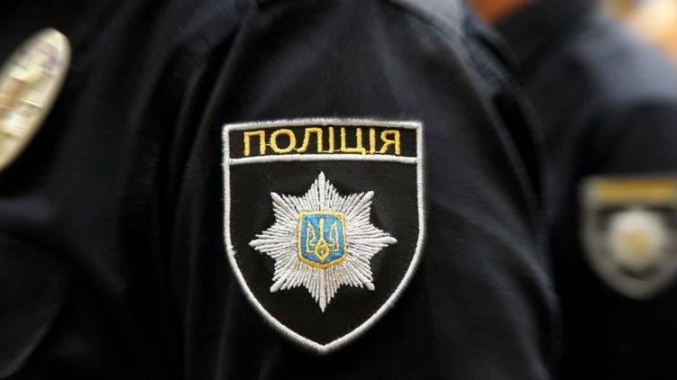 В Одессе неизвестный захватил в заложницы сотрудницу финансового центра | Новороссия