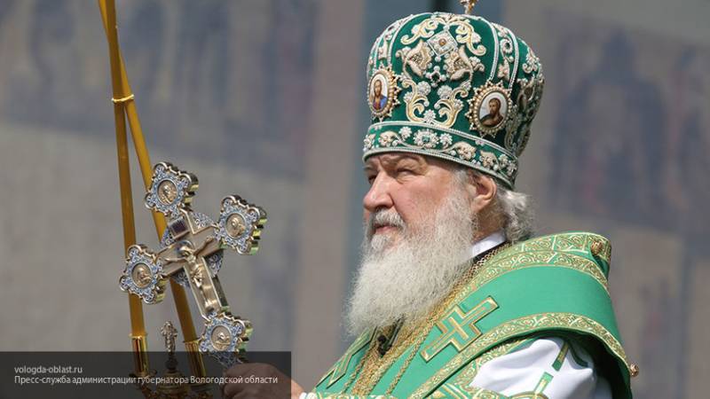 Патриарх Кирилл освятил собор Рождества Пресвятой Богородицы в Ленобласти