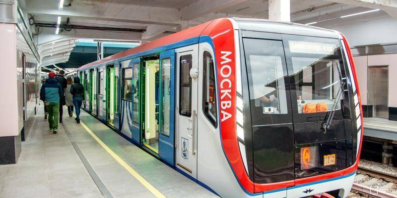 Метро получит 176 вагонов нового поезда «Москва» до конца 2019 года