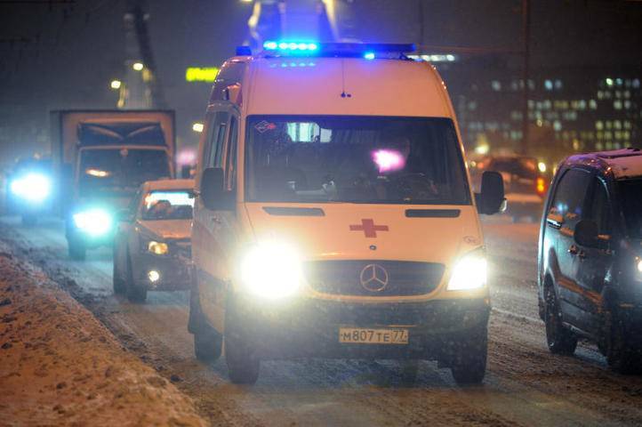 Два человека попали в больницу после аварии в центре Москвы