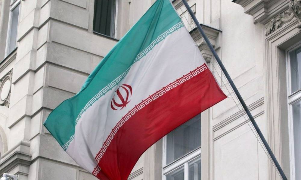 МИД Ирана обвинил Лондон в пиратстве и потребовал освободить танкер