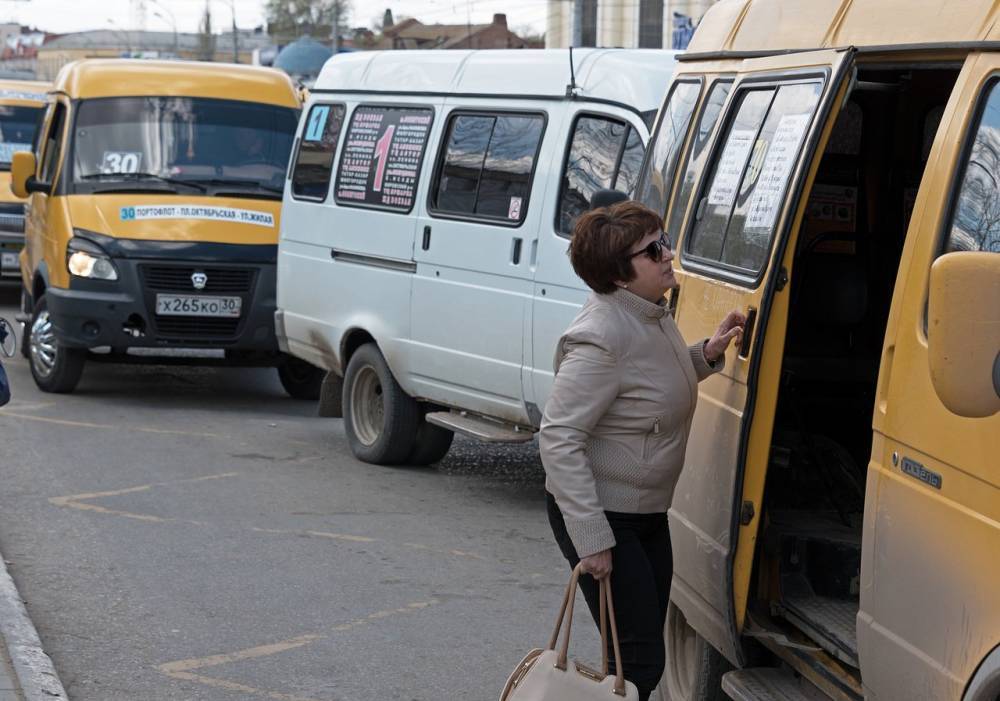 В Астрахани замену перевозчику-нарушителю с маршрутов 63 и 64 найдут уже сегодня