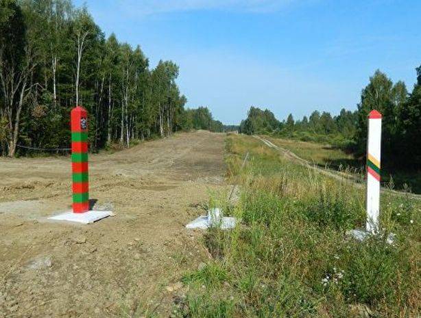 США усиливают спецтехникой литовскую границу с Россией