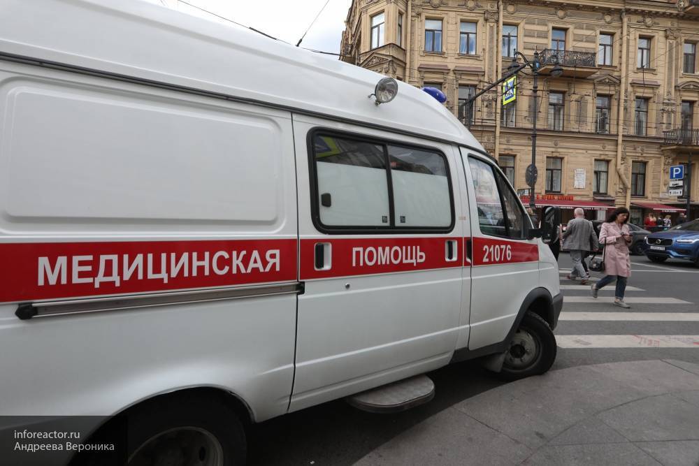 Два медработника пострадали из-за ДТП в Санкт-Петербурге