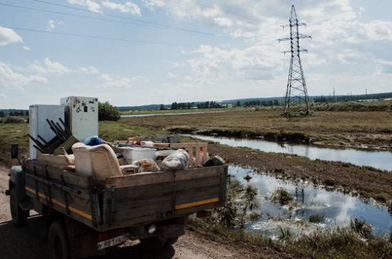 Активисты «Молодой Гвардии» помогают ликвидировать последствия наводнения в Иркутской области