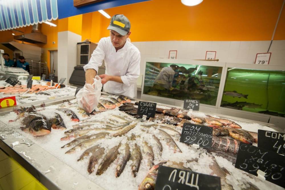 Как правильно выбрать рыбу в супермаркете и остаться живим: тайны торговых сетей