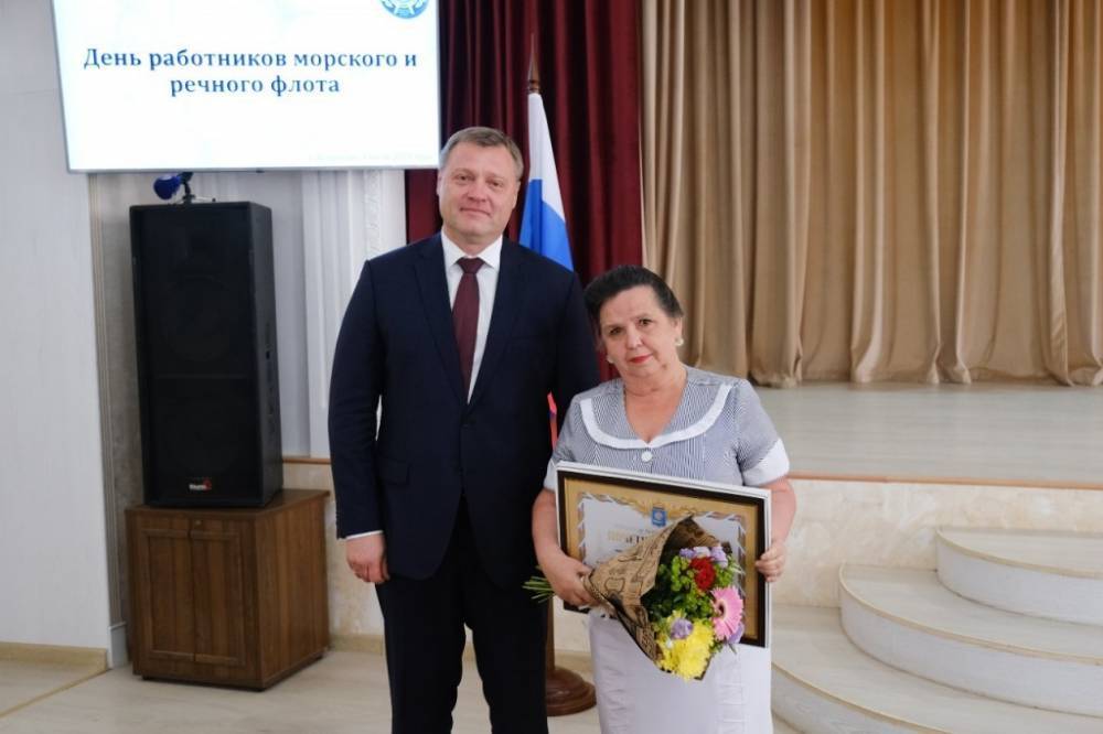 Врио губернатора Игорь Бабушкин поблагодарил за труд речников и моряков