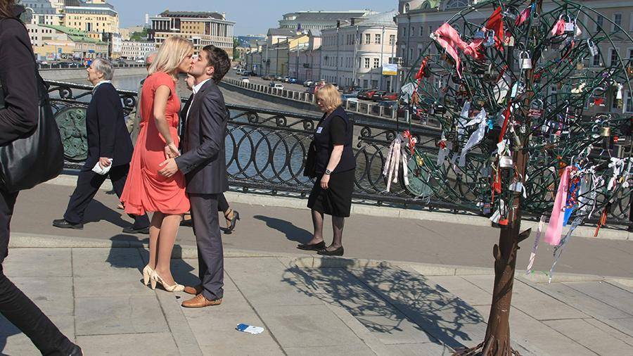 Власти Москвы назвали самые романтичные места города