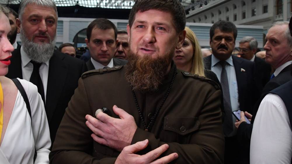 "Ни мужчина, ни горец": Кадыров посоветовал Грузии от греха подальше спрятать Габунию