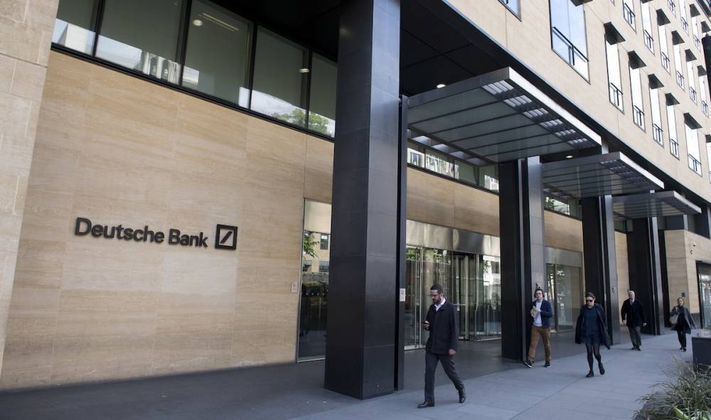 Deutsche Bank объявил о сокращении 18 тысяч рабочих мест