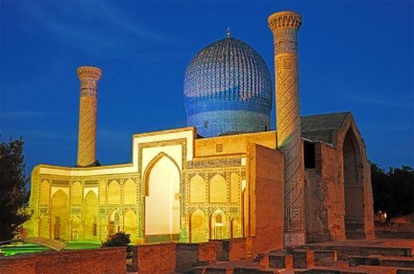 Узбекистан, Ислам-ака и после него