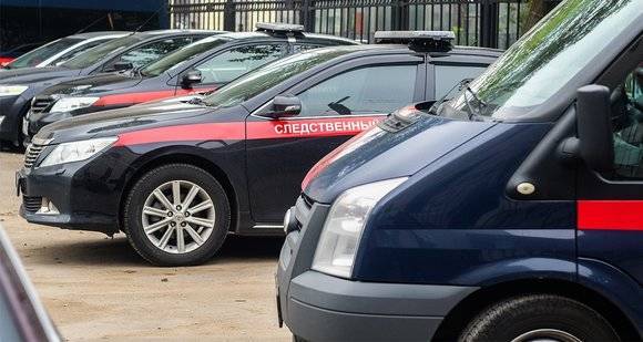 15 полицейских из Кабардино-Балкарии обвинили в получении взяток на 42 миллиона рублей. Они помогали перевозить спиртное