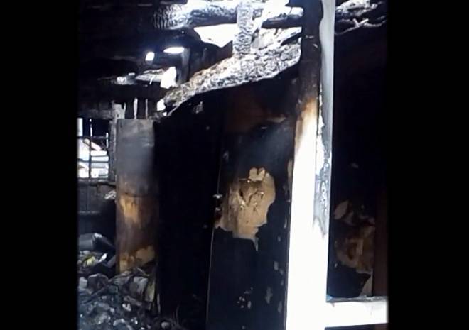 Рязанские полицейские спасли из горящего дома семью пенсионеров